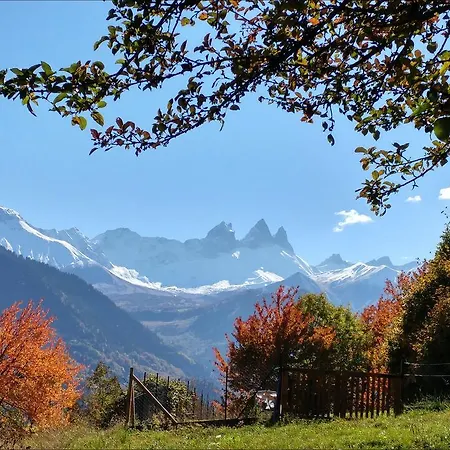 Chalet Du Levant Chambres D'hotes Domaine Les Sybelles *